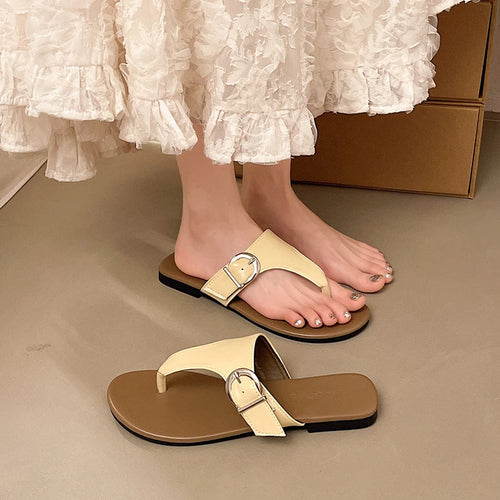 2026 Summer Beach Vacation Women's Flip-Flops Stylish Round Toe Buckle Women's Sandals New Simple Roman Flat Sandals Selling